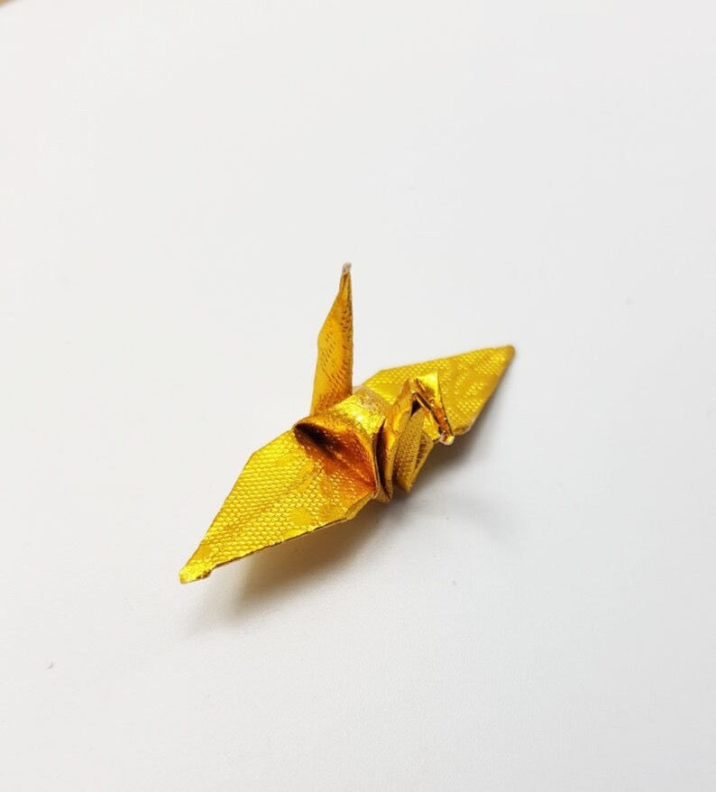 100 grullas de papel de origami doradas con patrón de rosa 1,5x1,5 pulgadas grullas de origami de papel de origami para regalo de boda, decorar, boda de fondo