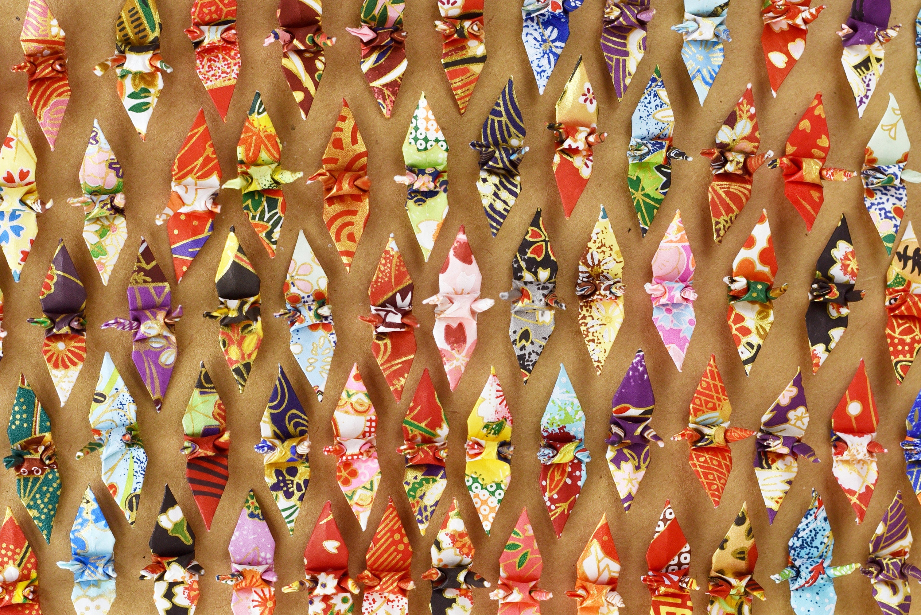1000 gru di carta origami gru di origami di carta washi diversi modelli stampa giapponese fatta di 1,5 pollici per decorazioni di nozze origamipolly